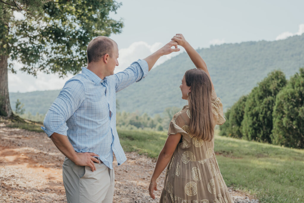 yonah mountain vineyard engagement session